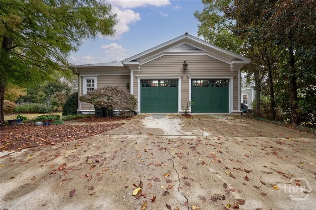 6 Oak Grove Road Athens GA 30607