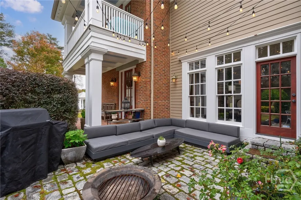 6 Oak Grove Road Athens GA 30607