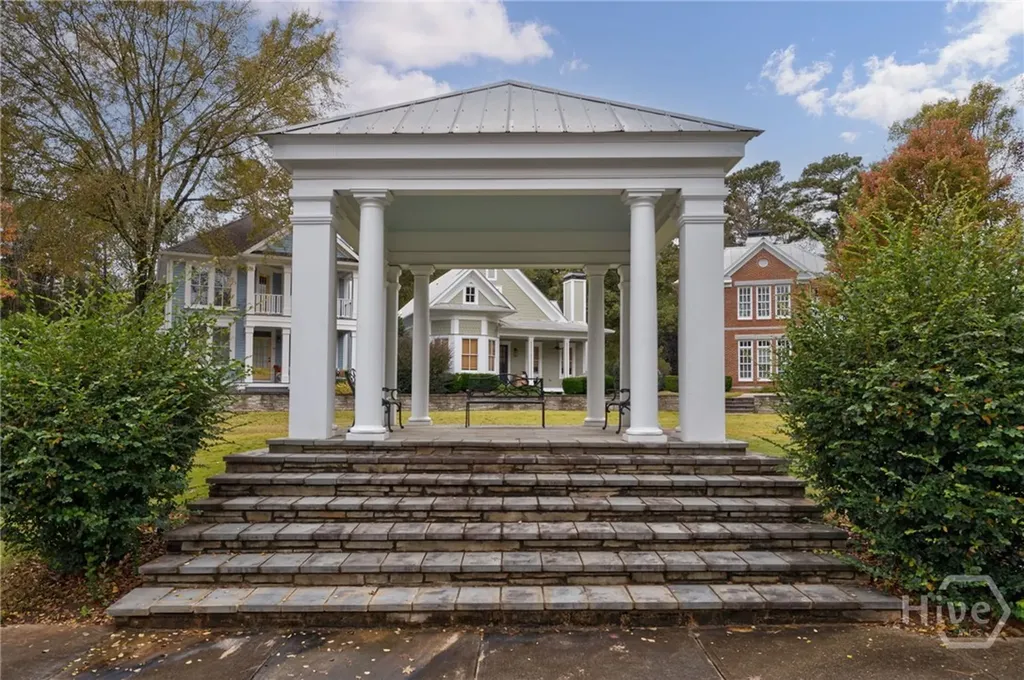 6 Oak Grove Road Athens GA 30607