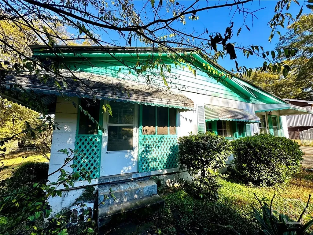 111 N Dublin Street Athens GA 30601