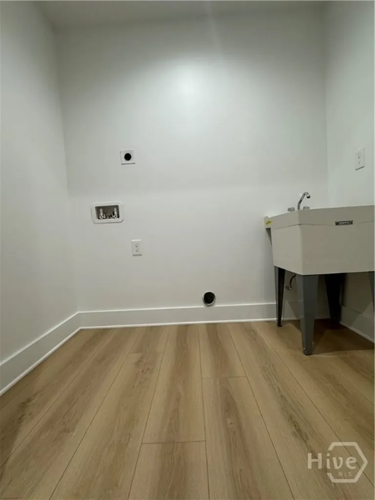 198 Flint Athens GA 30601