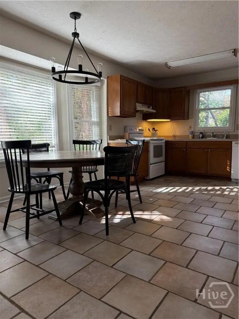 595 Macon Highway Athens GA 30606