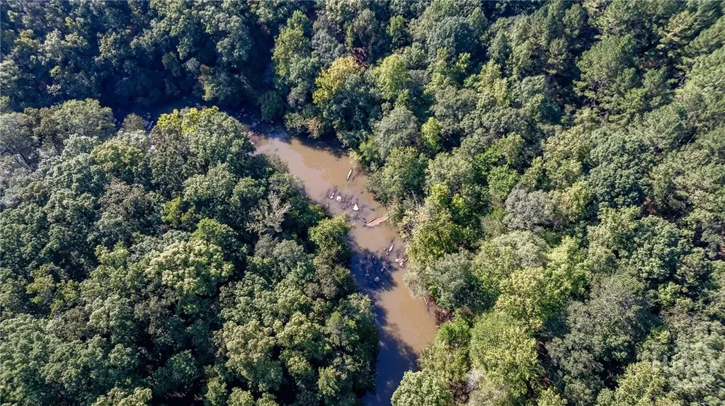 1070 Riverwalk Pointe Road Bishop GA 30621