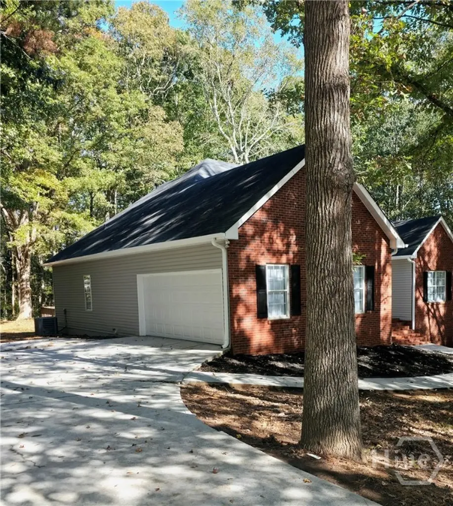 8255 Shadow Creek Drive Bethlehem GA 30620