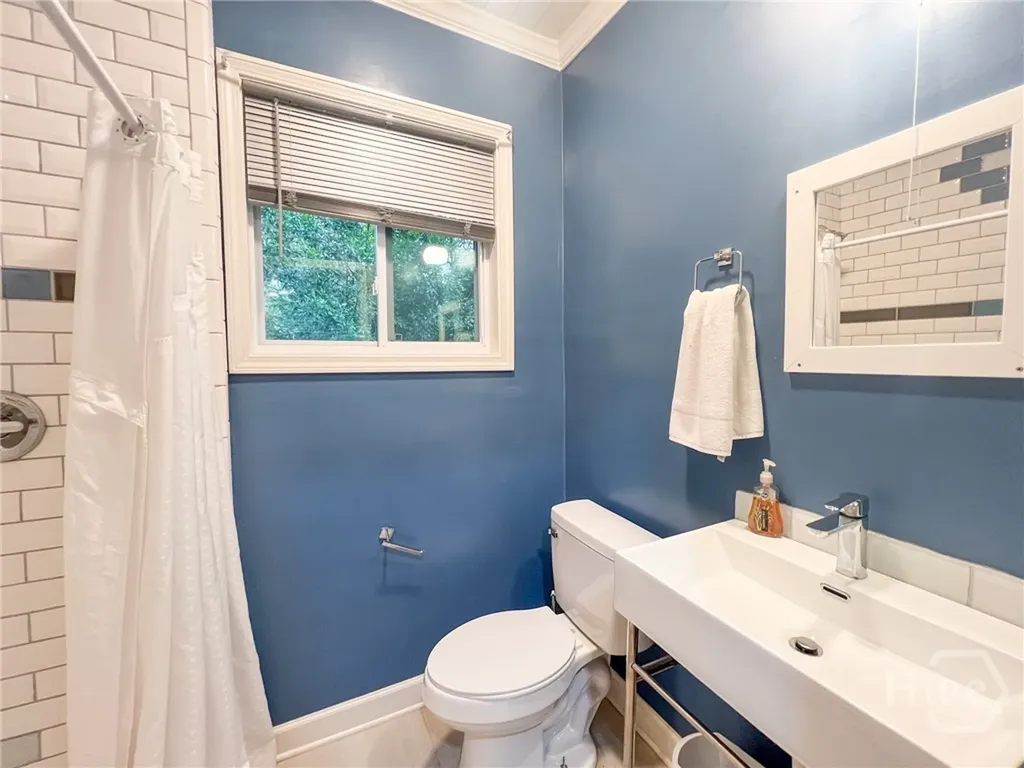 352 Greencrest Drive Athens GA 30605