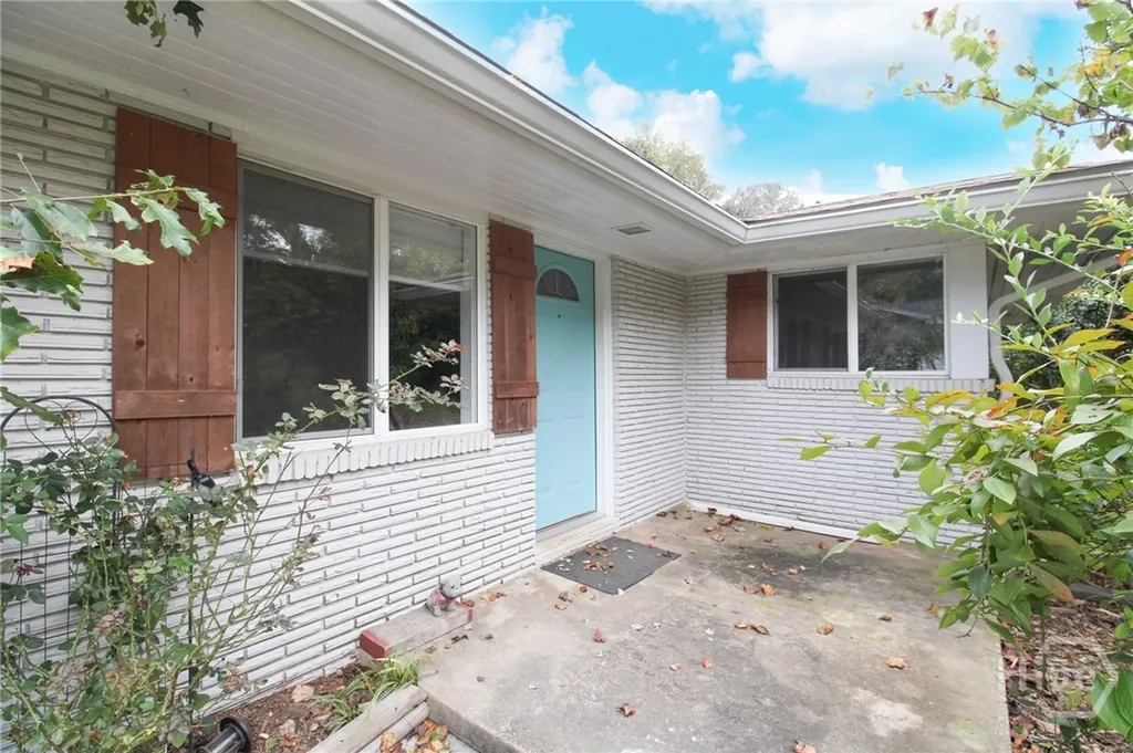 352 Greencrest Drive Athens GA 30605