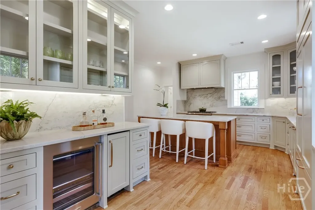 221 University Drive Athens GA 30605