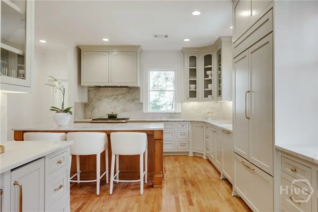 221 University Drive Athens GA 30605