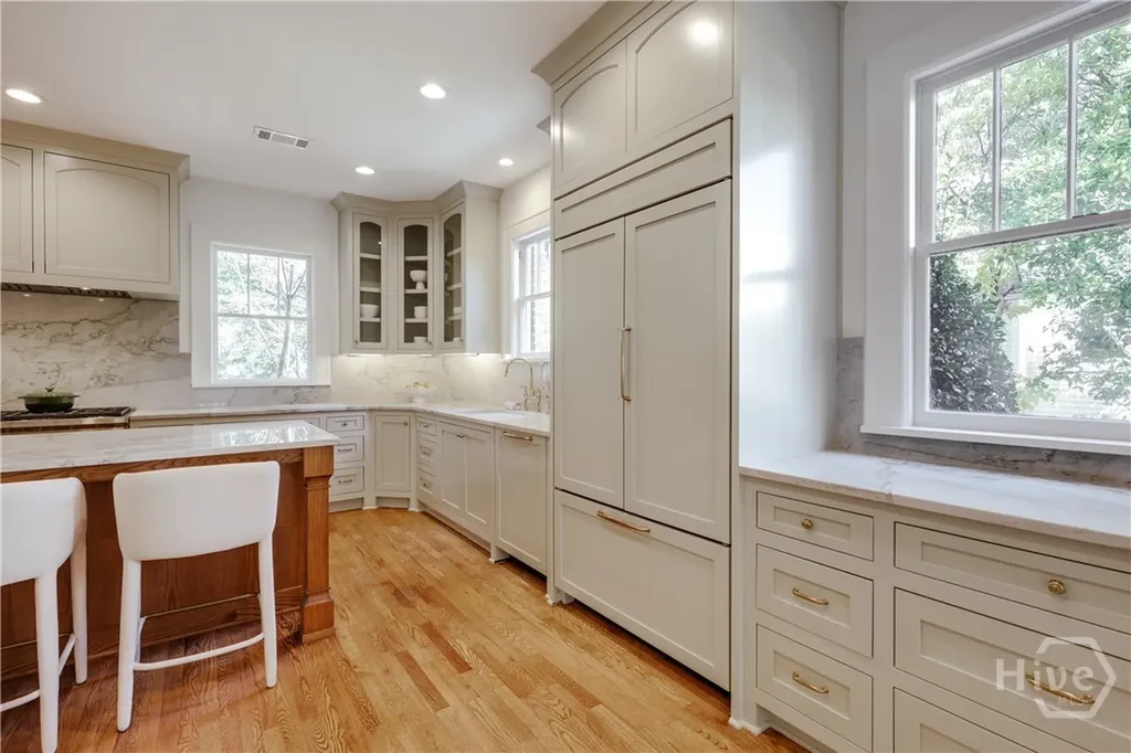 221 University Drive Athens GA 30605