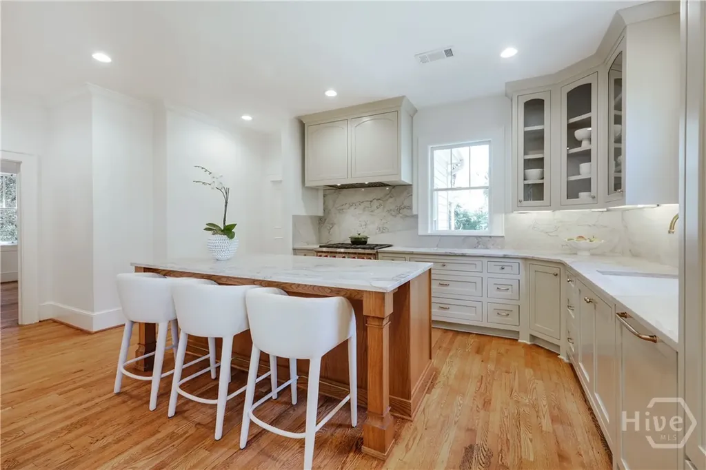 221 University Drive Athens GA 30605