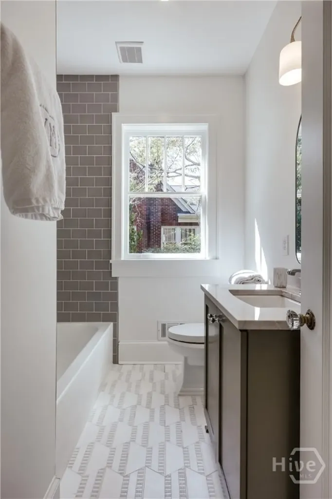 221 University Drive Athens GA 30605