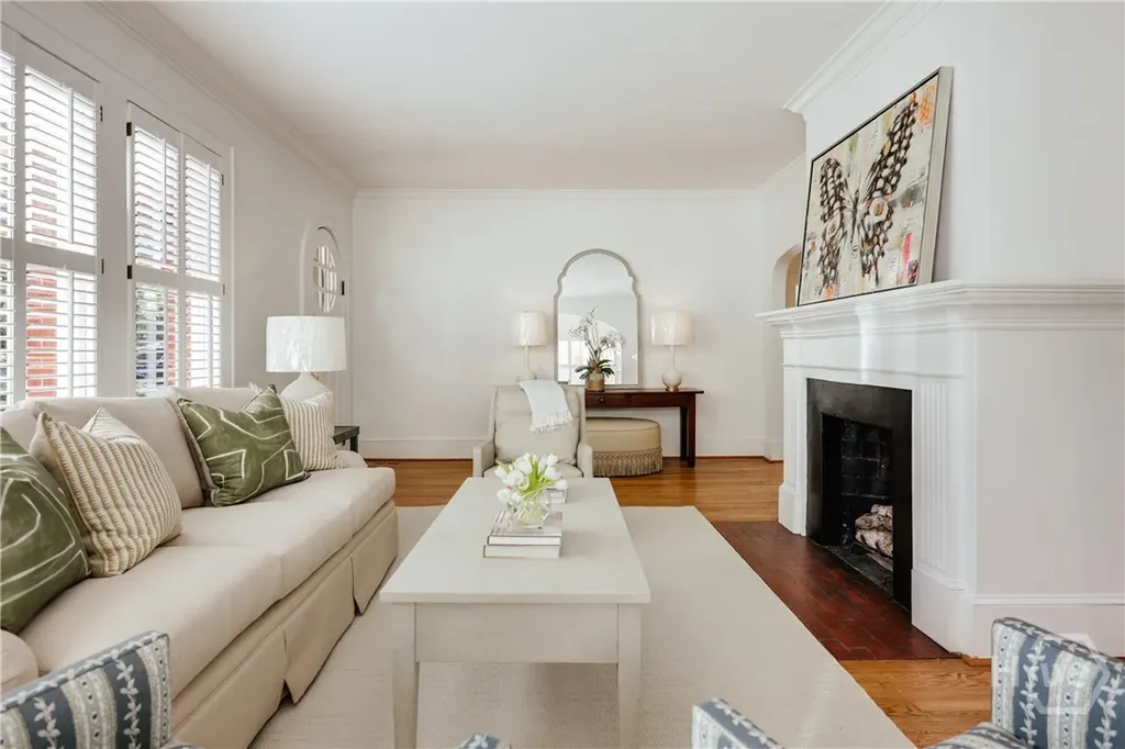 221 University Drive Athens GA 30605