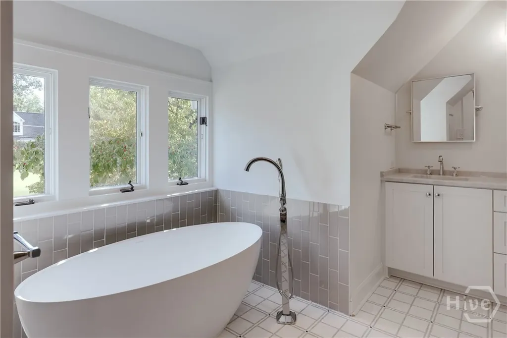 221 University Drive Athens GA 30605