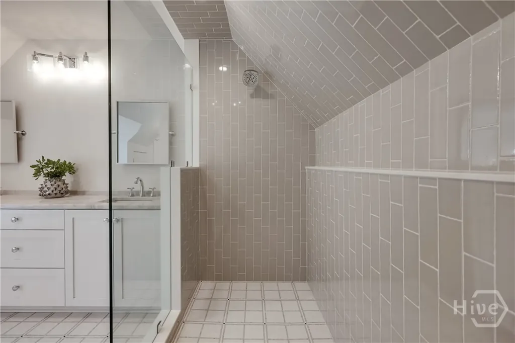 221 University Drive Athens GA 30605