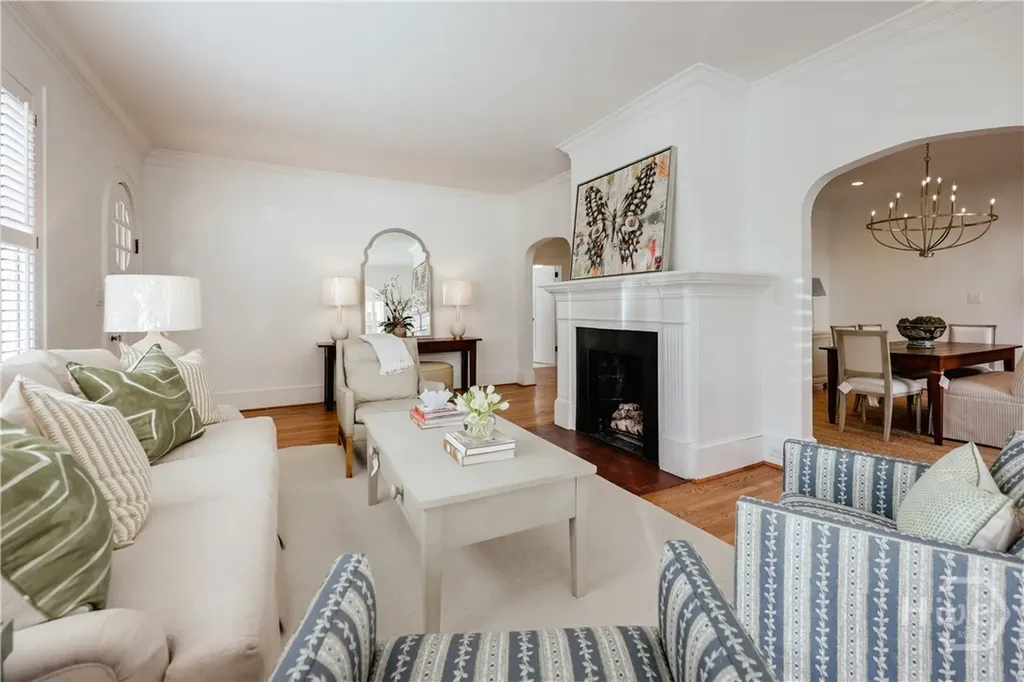 221 University Drive Athens GA 30605