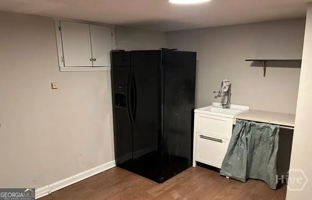 1734 E Broad Street Athens GA 30601