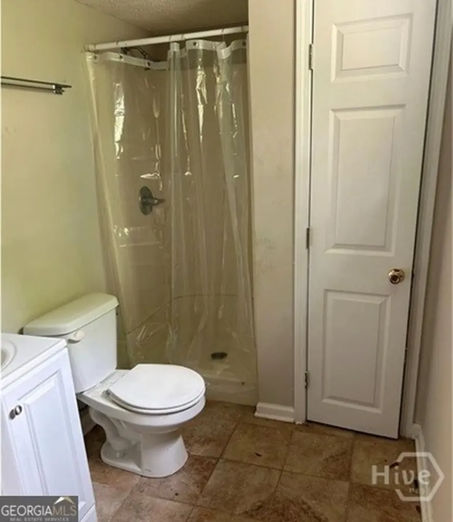 1734 E Broad Street Athens GA 30601