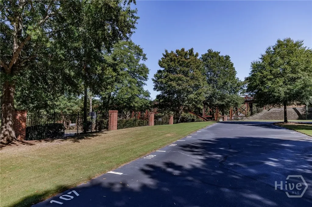 225 Oak Street Athens GA 30605