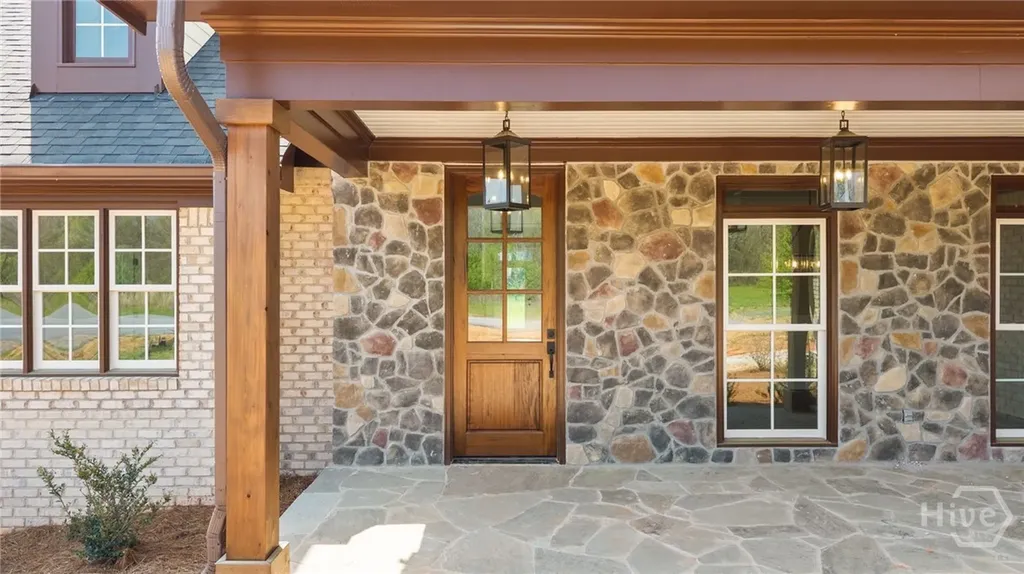1300 Manjula Lane Watkinsville GA 30677
