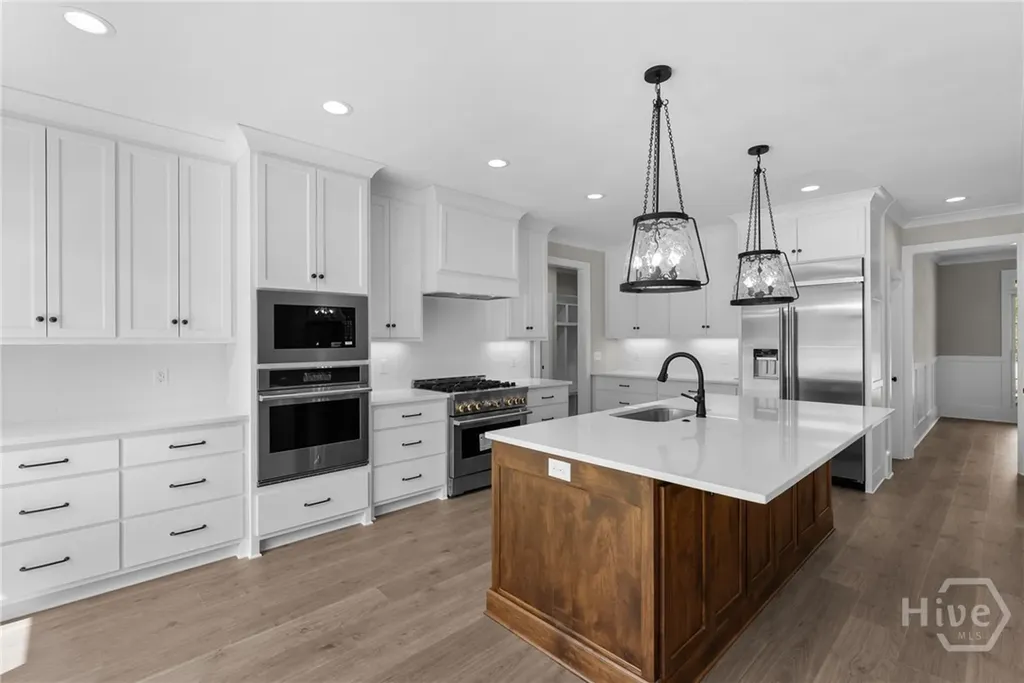 1300 Manjula Lane Watkinsville GA 30677