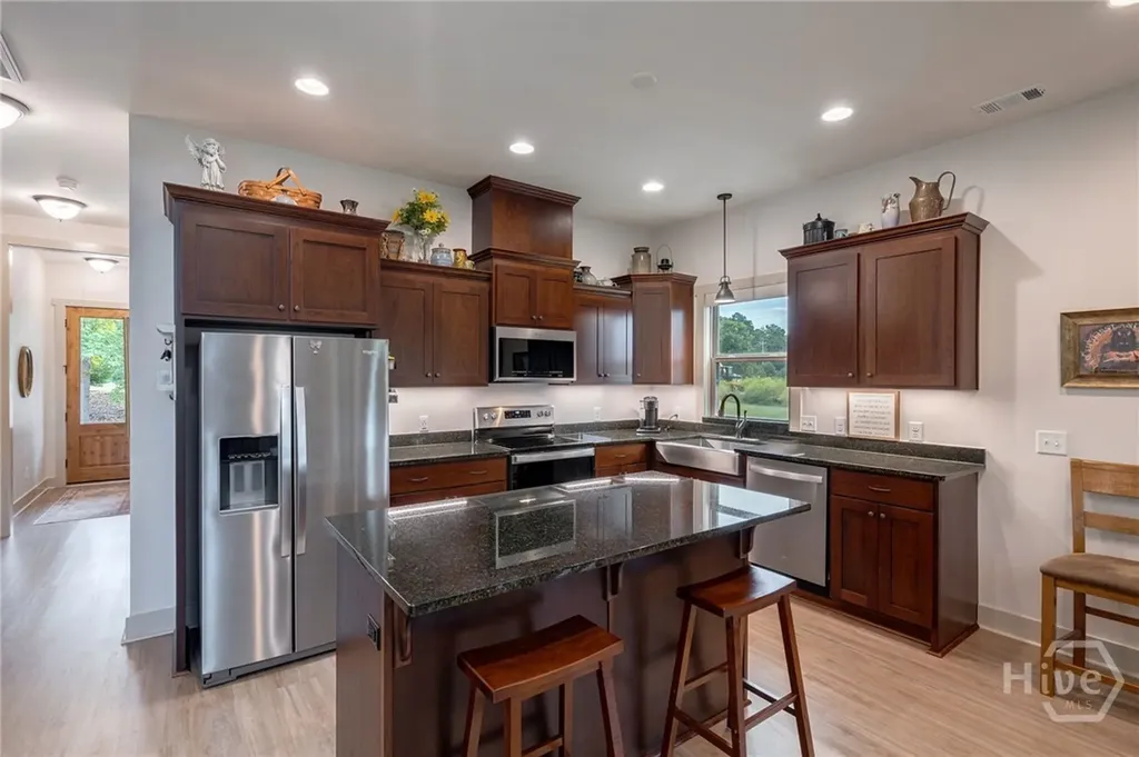1364 Old Bishop Road Bishop GA 30621
