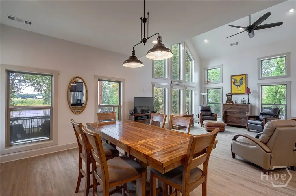 1364 Old Bishop Road Bishop GA 30621