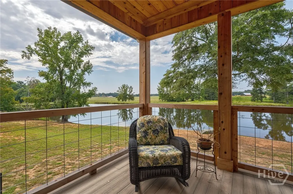 1364 Old Bishop Road Bishop GA 30621