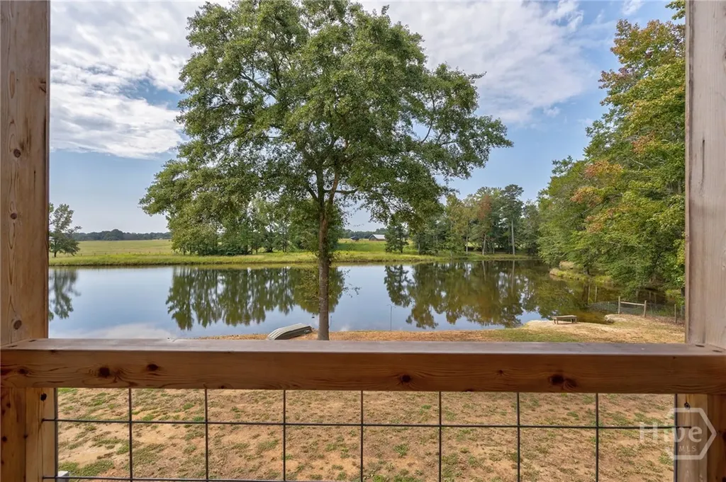 1364 Old Bishop Road Bishop GA 30621