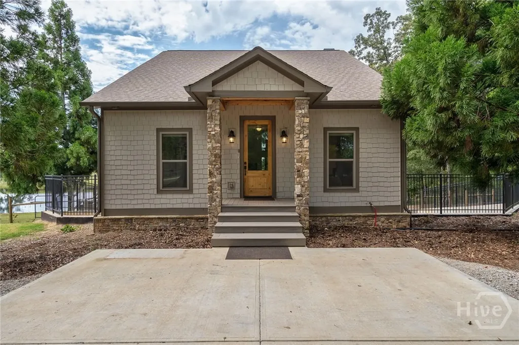 1364 Old Bishop Road Bishop GA 30621