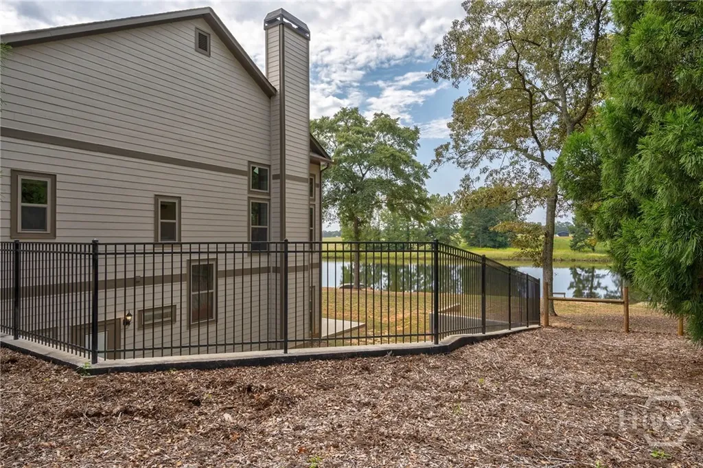 1364 Old Bishop Road Bishop GA 30621
