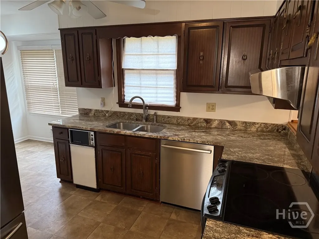 345 E Richard Way E Athens GA 30605