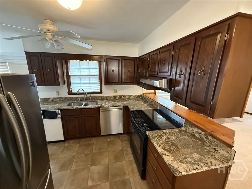 345 E Richard Way E Athens GA 30605