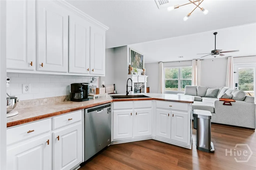 360 Wolfskin Road Arnoldsville GA 30619