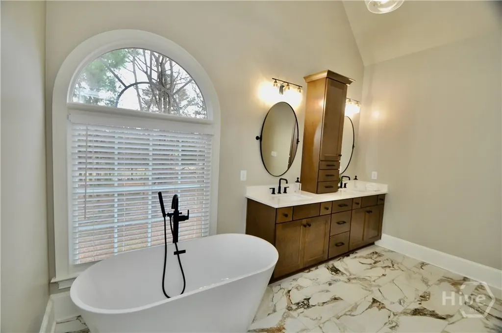 1070 Lexington Court Bishop GA 30621