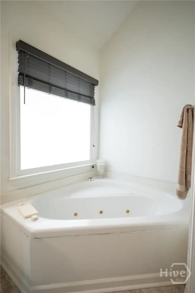 160 Cambridge Drive Athens GA 30606