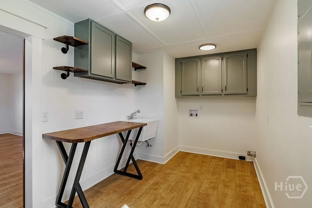 1410 Old Bishop Road Bishop GA 30621