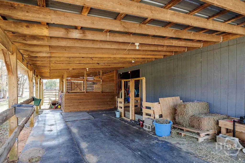 1410 Old Bishop Road Bishop GA 30621