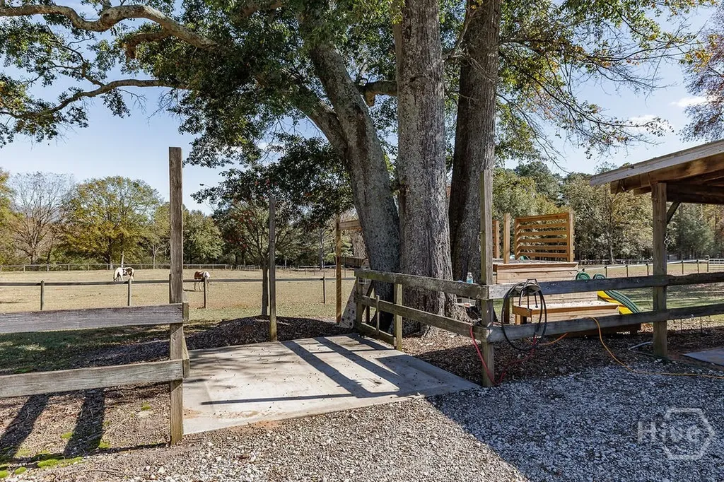 1410 Old Bishop Road Bishop GA 30621