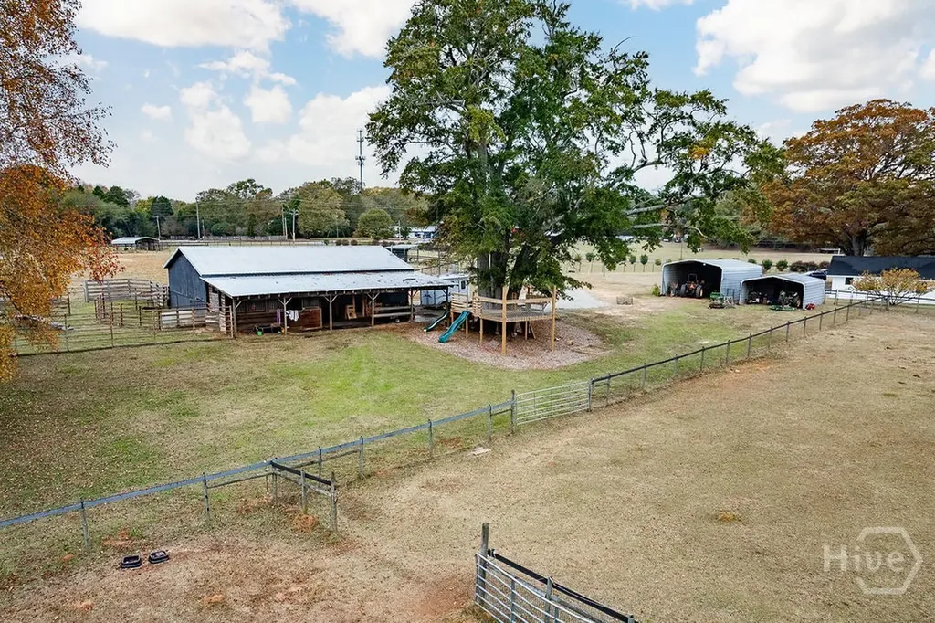 1410 Old Bishop Road Bishop GA 30621