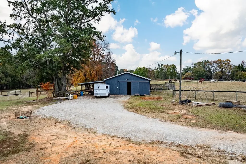 1410 Old Bishop Road Bishop GA 30621