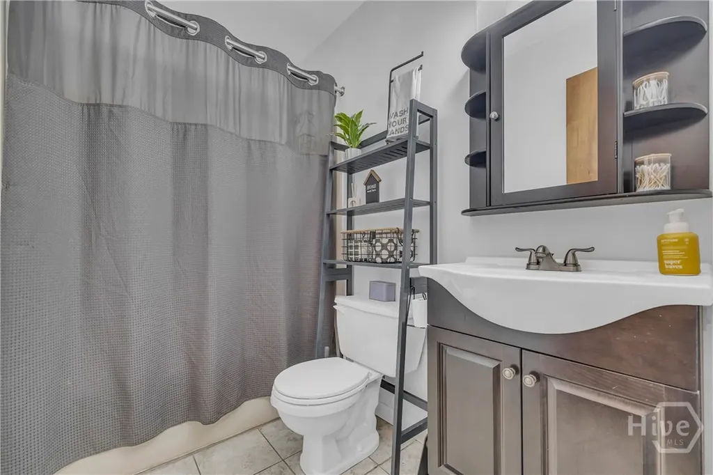 235 Round Table Road Athens GA 30606