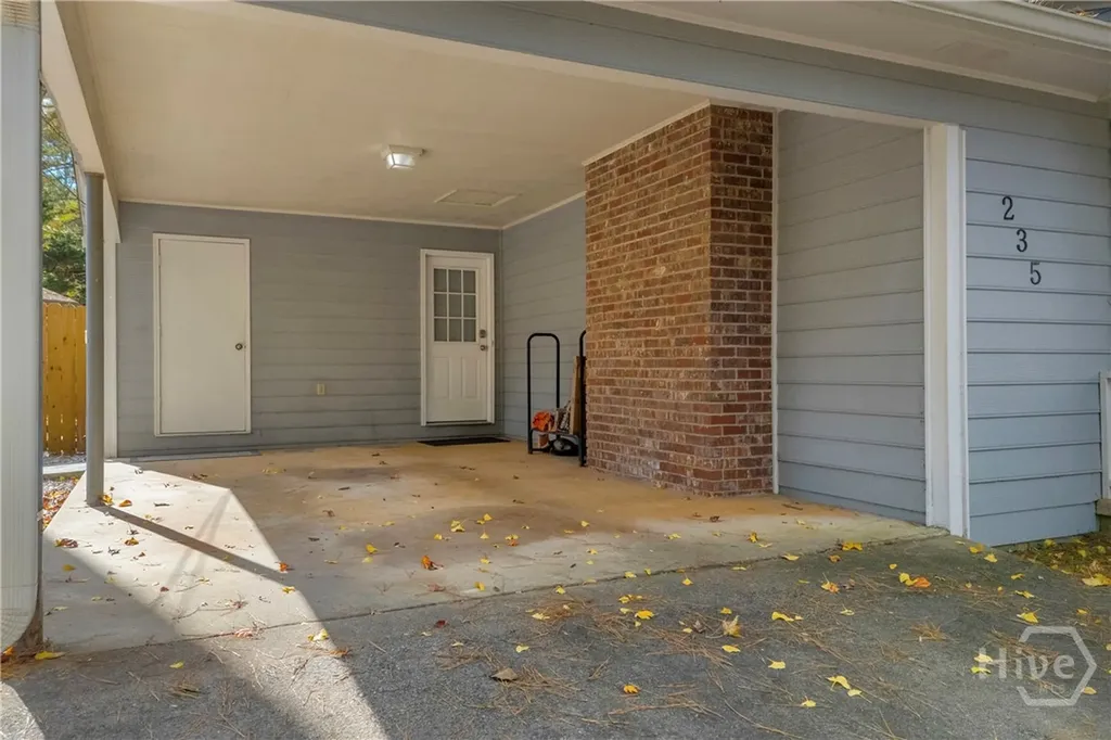 235 Round Table Road Athens GA 30606