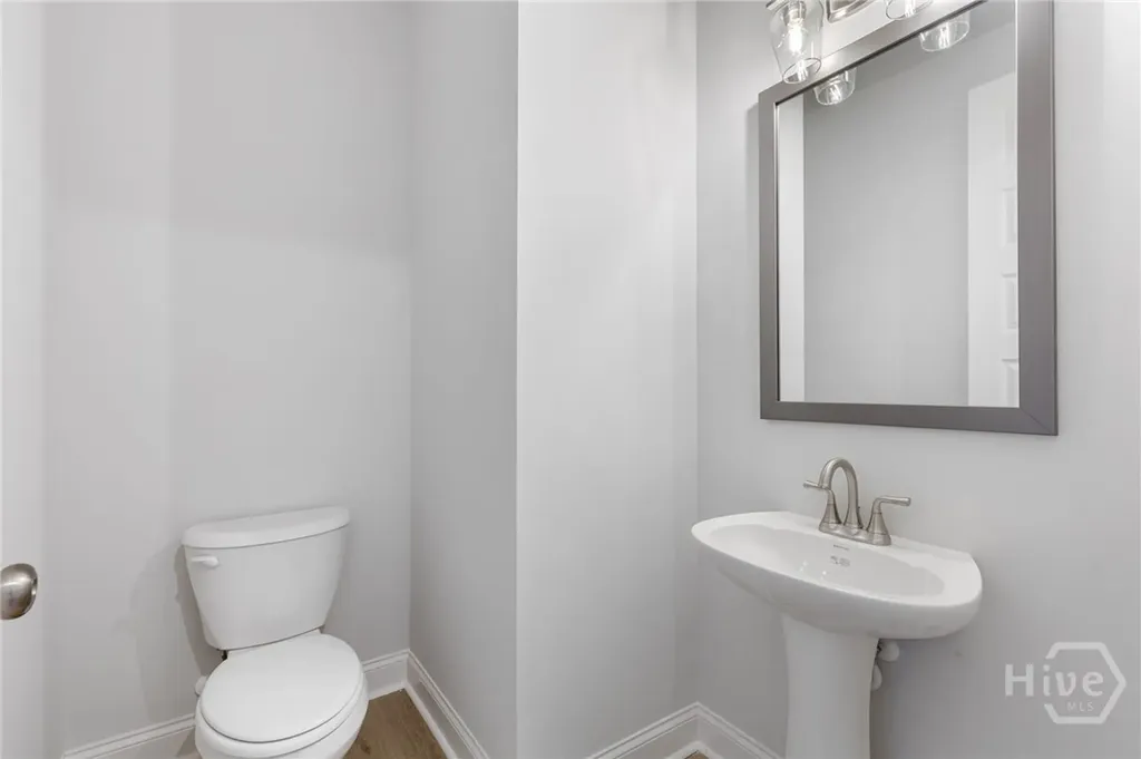 323 Summerville Lane Athens GA 30606