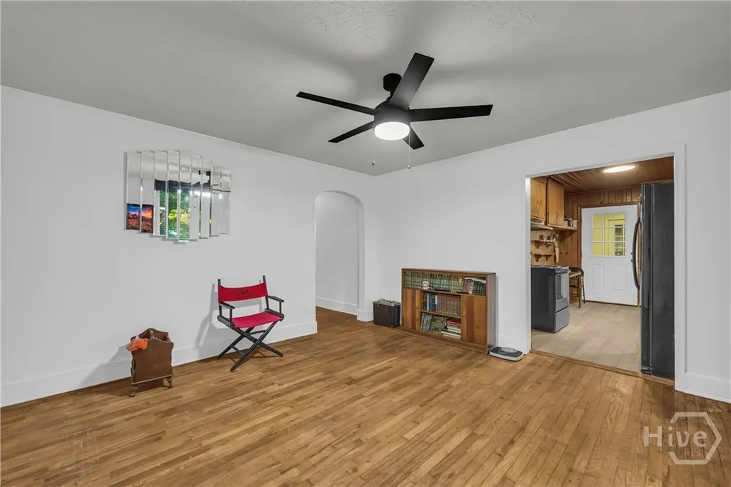 126 S Poplar Street Athens GA 30601