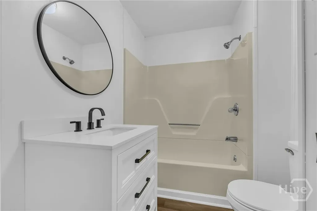 126 S Poplar Street Athens GA 30601