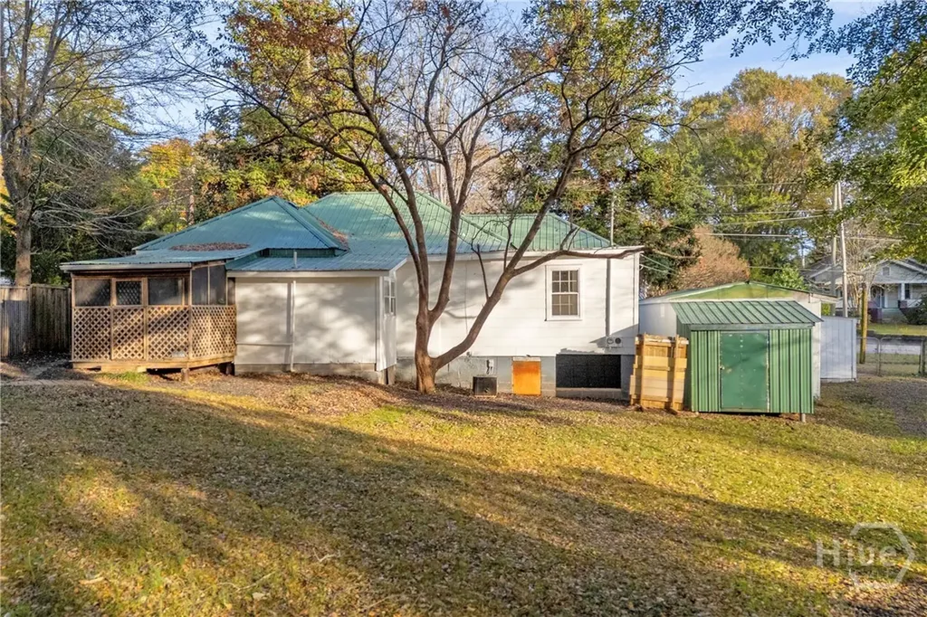 126 S Poplar Street Athens GA 30601