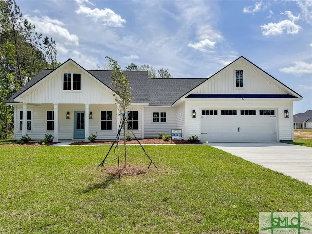 32 Cottage Loop Midway GA 31320