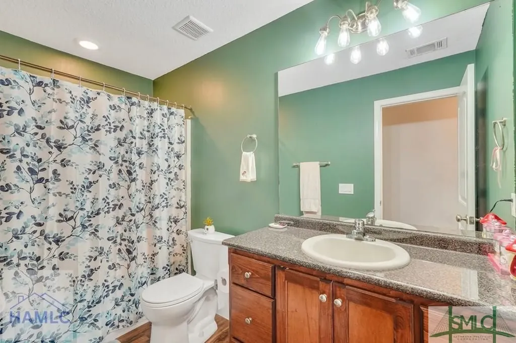 126 Thornbush Court NE Ludowici GA 31316