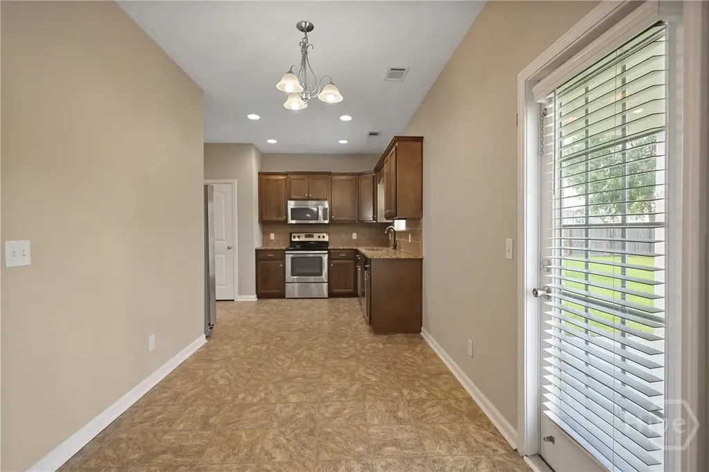 47 Camarillo Court NE Ludowici GA 31316