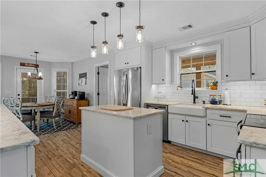 181 Kolic Helmey Road Guyton GA 31312